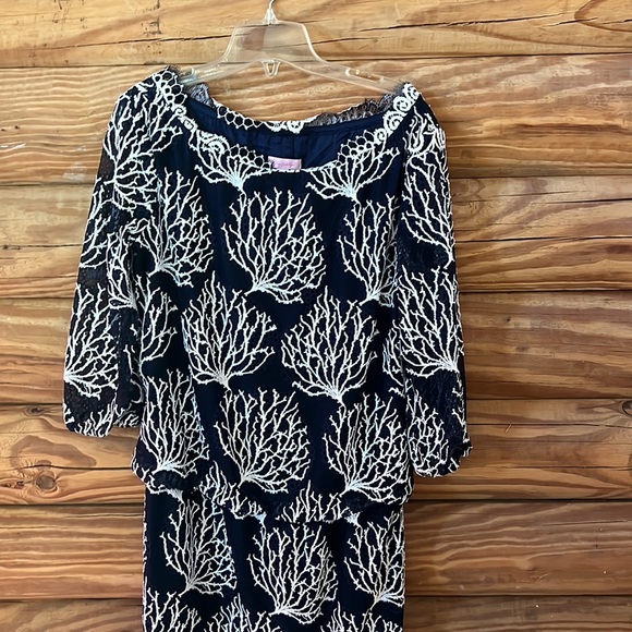 Lilly Pulitzer Dress - Picture 4 of 9